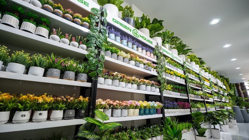 Green house - البيت الاخضر