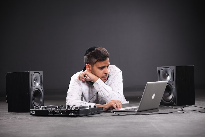 happy dj's - Luxury Weddings and Events