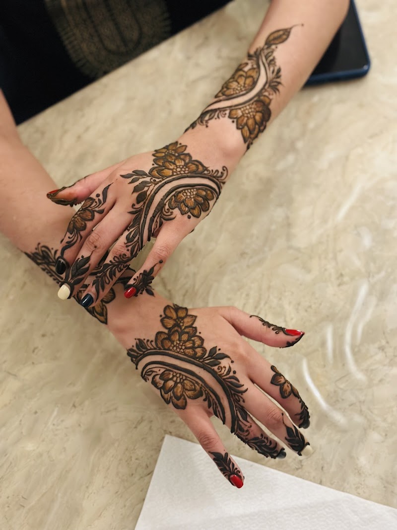 henna by pamshi