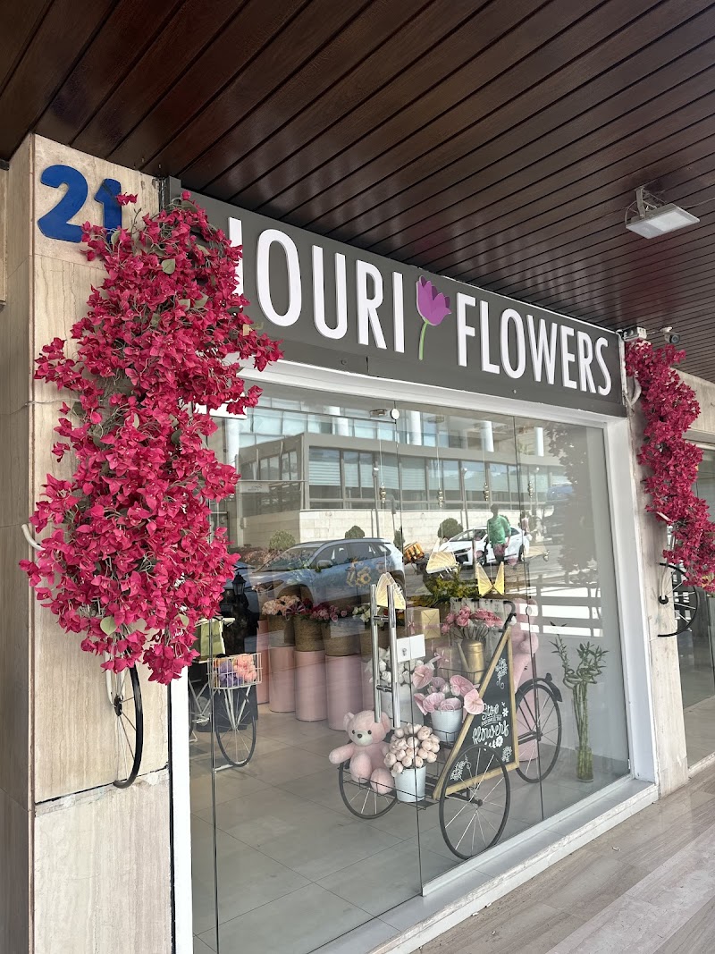 Jouri Flowers