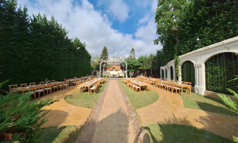 La Reine Wedding Garden · قاعة مناسبات