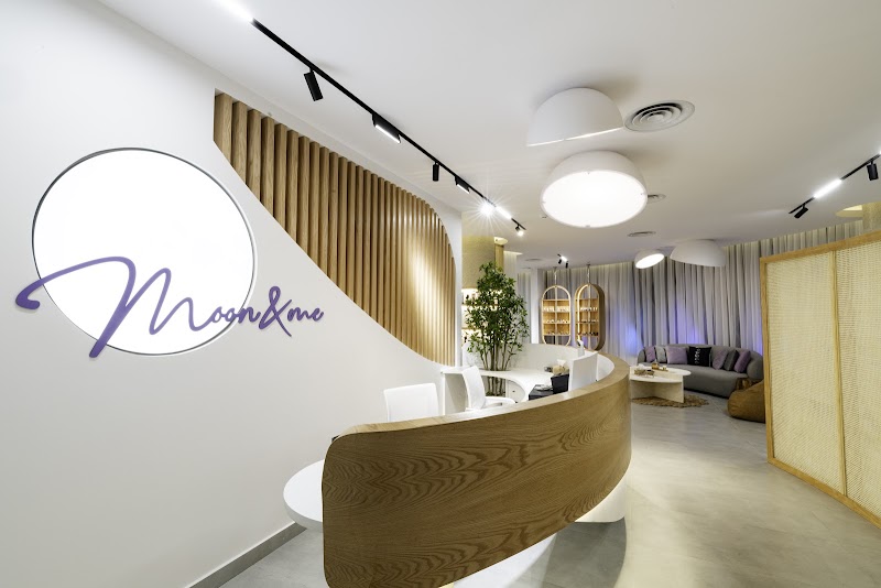 MOON&ME_SALON