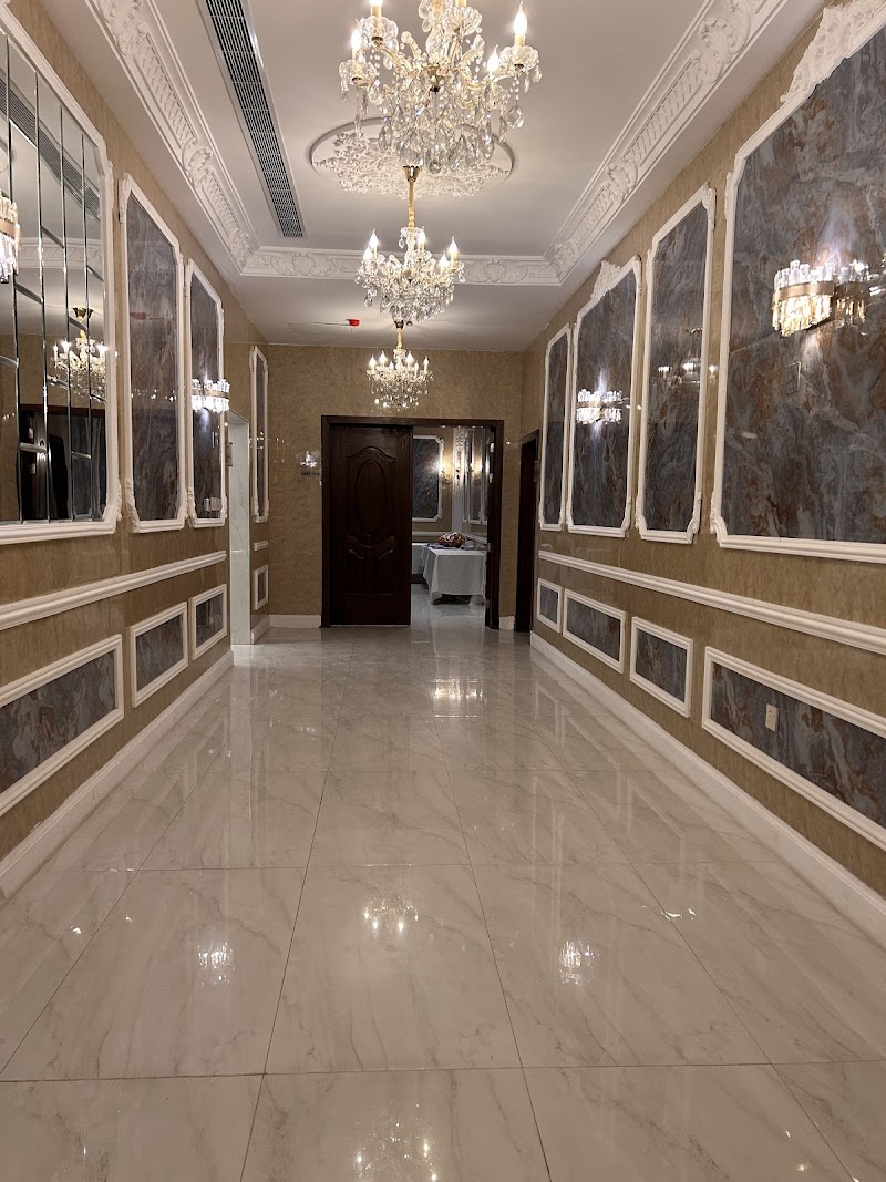 The White Hall l القاعة البيضاء